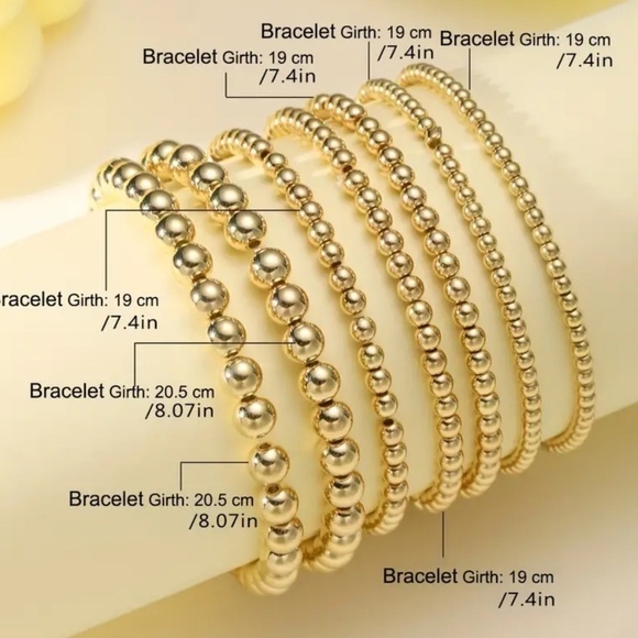 SALE💚 any 3 for $18 💚 7-Piece Bohemian Acrylic Round Bead Bracelet Set - Picture 2 of 4